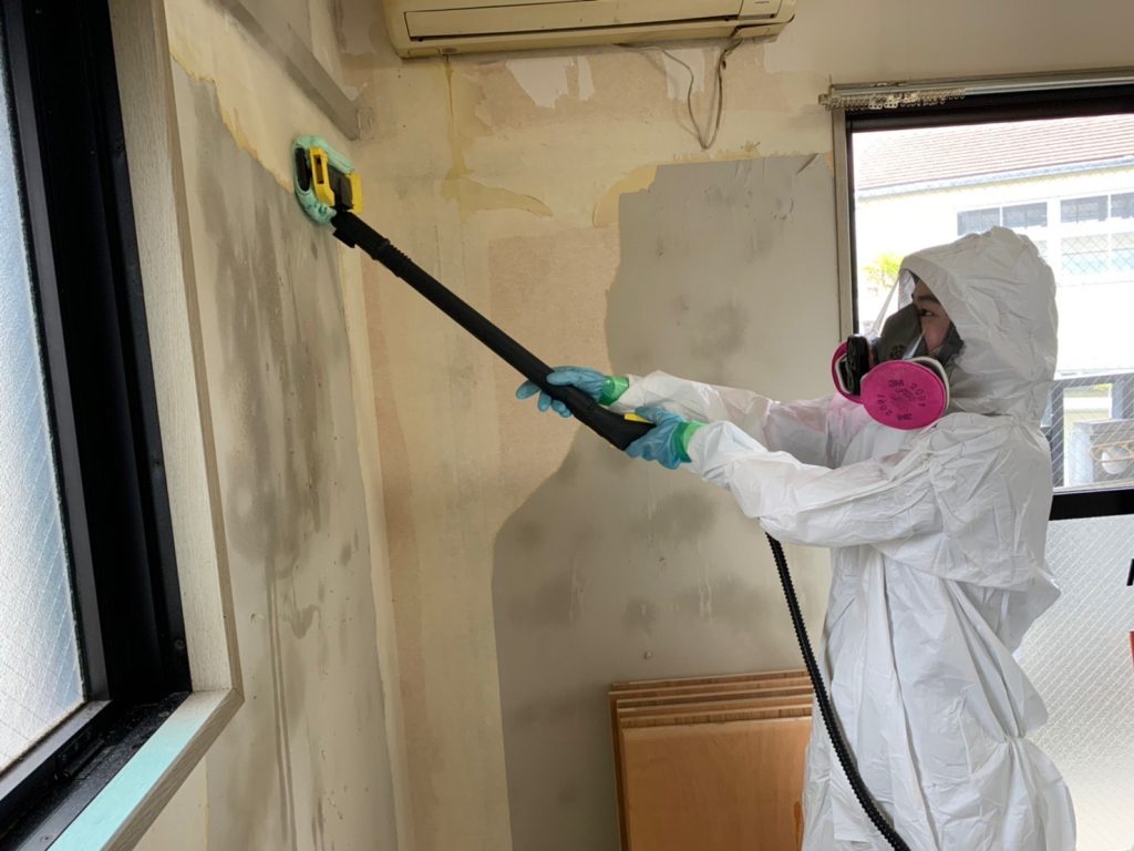 薬剤と熱処理によって犬や猫のフェロモンを分解します